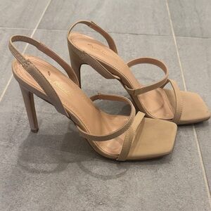 Nude heels